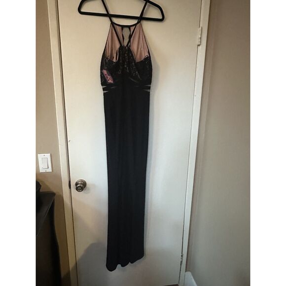 NWT Morgan & Co Black Lace Sheer Maxi Gown | Formal Evening Dress | Size 9 - Picture 3 of 6